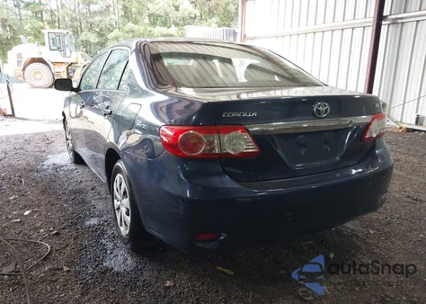2011 Toyota Corolla Le z USA, uszkodzony, nr VIN 2T1BU4EE6BC723045